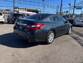 2017 Nissan Altima - Image 3