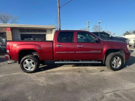 Used 2014 GMC SIERRA 2500 HD CREW CAB PICKUP V8,TURBO DSL, 6.6L DENALI PICKUP 4D 6 1/2 FT - LA Auto Star located in Virginia Beach, VA
