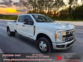 2023 FORD F350 SUPER DUTY CREW CAB PICKUP V8, TURBO DIESEL, 6.7 LITER XLT PICKUP 4D 8 FT
