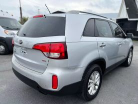 2015 KIA SORENTO SUV 4-CYL, GDI, 2.4 LITER LX SPORT UTILITY 4D
