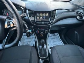 2019 Chevrolet Trax Ls Sport Utility 4d - Image 11