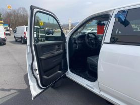 2016 RAM 5500 CREW CAB 10FT FLATBED TRUCK FLATBED TRUCKS 6-CYL, TURBO DSL, 6.7L TRADESMAN 4D - Eddies Auto Sales