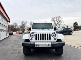 2017 JEEP WRANGLER UNLIMITED SUV V6, 3.6 LITER SAHARA SPORT UTILITY 4D