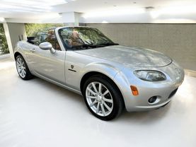 2006 MAZDA MX-5 MIATA CONVERTIBLE 4-CYL, 2.0 LITER CONVERTIBLE 2D
