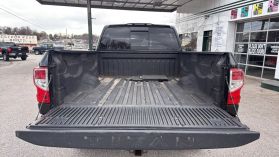 2017 Nissan Titan Xd Crew Cab S Pickup 4d 6 1/2 Ft - Image 22