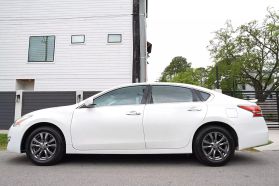 2015 NISSAN ALTIMA SEDAN 4-CYL, 2.5 LITER 2.5 SV SEDAN 4D
