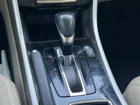 2017 HONDA ACCORD SEDAN - AUTOMATIC - Dart Auto Group