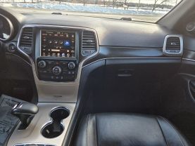 2015 Jeep Grand Cherokee - Image 17