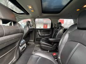 2007 Gmc Acadia - Image 12