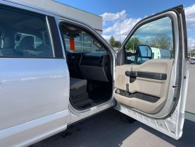 2017 FORD F350 SUPER DUTY CREW CAB 8FT KNAPHEIDE SERVICE BED TRUCK SERVICE/UTILITY TRUCKS V8, FLEX FUEL, 6.2 LITER XL PICKUP 4D 8 FT - Eddies Auto Sales