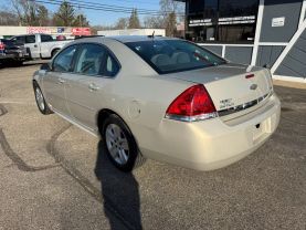 2011 Chevrolet Impala - Image 8
