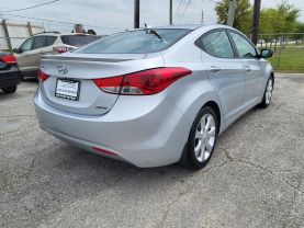 2013 HYUNDAI ELANTRA SEDAN 4-CYL, PZEV, 1.8 LITER LIMITED SEDAN 4D