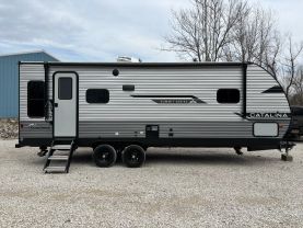 2024 COACHMEN CATALINA SUMMIT 8 RV - 231MKS at T&T Repairables - used car dealership in Spencer, Indiana.