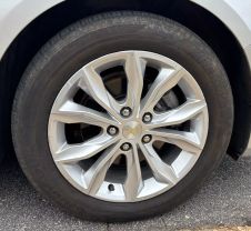 2016 Chevrolet Malibu - Image 20