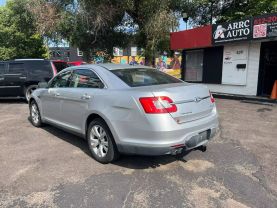 2011 Ford Taurus - Image 8