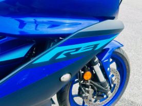 2024 YAMAHA YZF-R3 SPORTBIKES - -