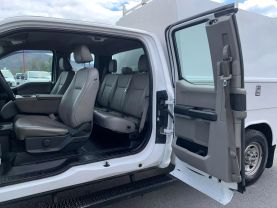 2019 FORD F350 SUPER DUTY SUPER CAB 8FT READING ENCLOSED SERVICE BED TRUCK SERVICE/UTILITY TRUCKS V8, 6.2 LITER XL PICKUP 4D 8 FT - Eddies Auto Sales