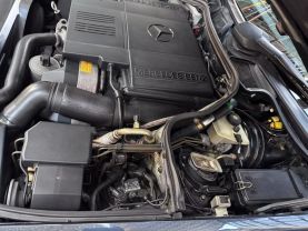 1995 MERCEDES-BENZ E500 - - SEDAN