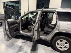 2015 JEEP GRAND CHEROKEE SUV V6, FLEX FUEL, 3.6 LITER LAREDO SPORT UTILITY 4D
