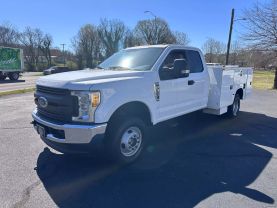 2017 FORD F350 SUPER DUTY SUPER CAB & CHASSIS