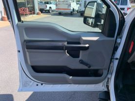 2019 FORD F350 SUPER DUTY CREW CAB 8FT KNAPHEIDE SERVICE BED TRUCK SERVICE/UTILITY TRUCKS V8, FLEX FUEL, 6.2 LITER XL PICKUP 4D 8 FT - Eddies Auto Sales