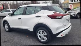 2021 Nissan Kicks S Sport Utility 4d - Image 3