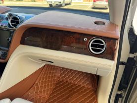 2017 BENTLEY BENTAYGA SUV W12, TWIN TURBO, 6.0 LITER W12 SPORT UTILITY 4D