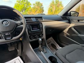 2018 VOLKSWAGEN PASSAT