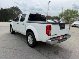 2015 NISSAN FRONTIER CREW CAB PICKUP V6, 4.0 LITER SV PICKUP 4D 5 FT