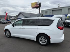 2020 CHRYSLER VOYAGER VAN V6, 3.6 LITER LX MINIVAN 4D