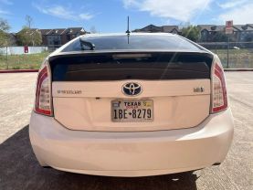 2013 TOYOTA PRIUS HATCHBACK 4-CYL, HYBRID, 1.8 LITER ONE HATCHBACK 4D