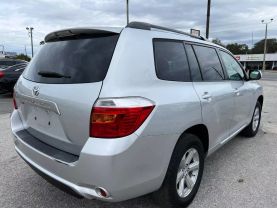 2010 TOYOTA HIGHLANDER SUV 4-CYL, 2.7 LITER SPORT UTILITY 4D