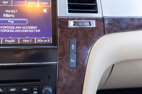 2013 CADILLAC ESCALADE SUV V8, FLEX FUEL, 6.2 LITER PREMIUM SPORT UTILITY 4D