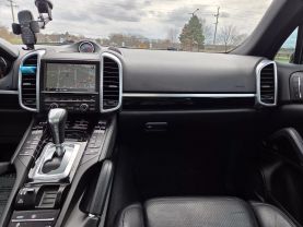 2014 Porsche Cayenne - Image 26