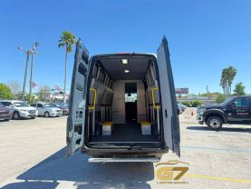 2019 Mercedes-benz Sprinter 2500 Crew - Image 4