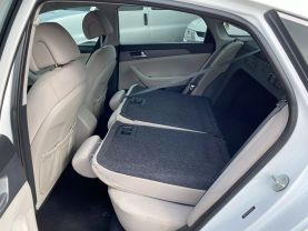 2017 HYUNDAI SONATA SEDAN 4-CYL, PZEV, 2.4 LITER SE SEDAN 4D at Motors On Wheels - used car dealership in Houston, Texas.