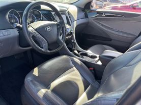 2013 Hyundai Sonata - Image 11