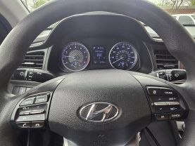 2020 Hyundai Elantra - Image 20