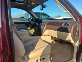 Used 2014 GMC SIERRA 2500 HD CREW CAB PICKUP V8,TURBO DSL, 6.6L DENALI PICKUP 4D 6 1/2 FT - LA Auto Star located in Virginia Beach, VA