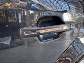 1995 MERCEDES-BENZ E500 - - SEDAN