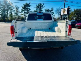 2017 RAM 1500 CREW CAB PICKUP V8, HEMI, 5.7 LITER LARAMIE PICKUP 4D 6 1/3 FT