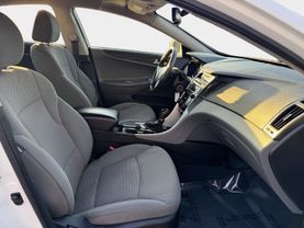 2014 HYUNDAI SONATA SEDAN 4-CYL, 2.4 LITER GLS SEDAN 4D