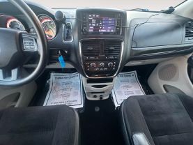 2019 Dodge Grand Caravan Passenger Se Minivan 4d - Image 11