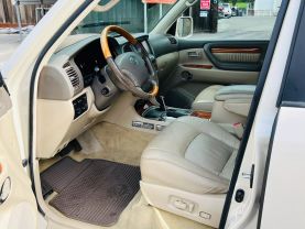 2004 LEXUS LX