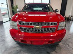 2011 CHEVROLET AVALANCHE SUV V8, FLEX FUEL, 5.3 LITER LTZ SPORT UTILITY PICKUP 4D 5 1/4 FT