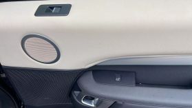 2020 Land Rover Discovery - Image 22