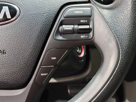 2014 Kia Forte - - Image 29