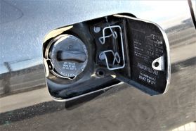 2001 MERCEDES-BENZ E-CLASS SEDAN V6, 3.2 LITER E 320 AWD SEDAN 4D