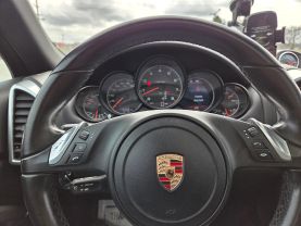 2014 Porsche Cayenne - Image 17