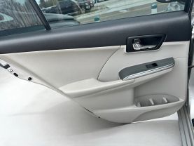 2013 TOYOTA CAMRY SEDAN 4-CYL, HYBRID, 2.5 LITER XLE HYBRID SEDAN 4D